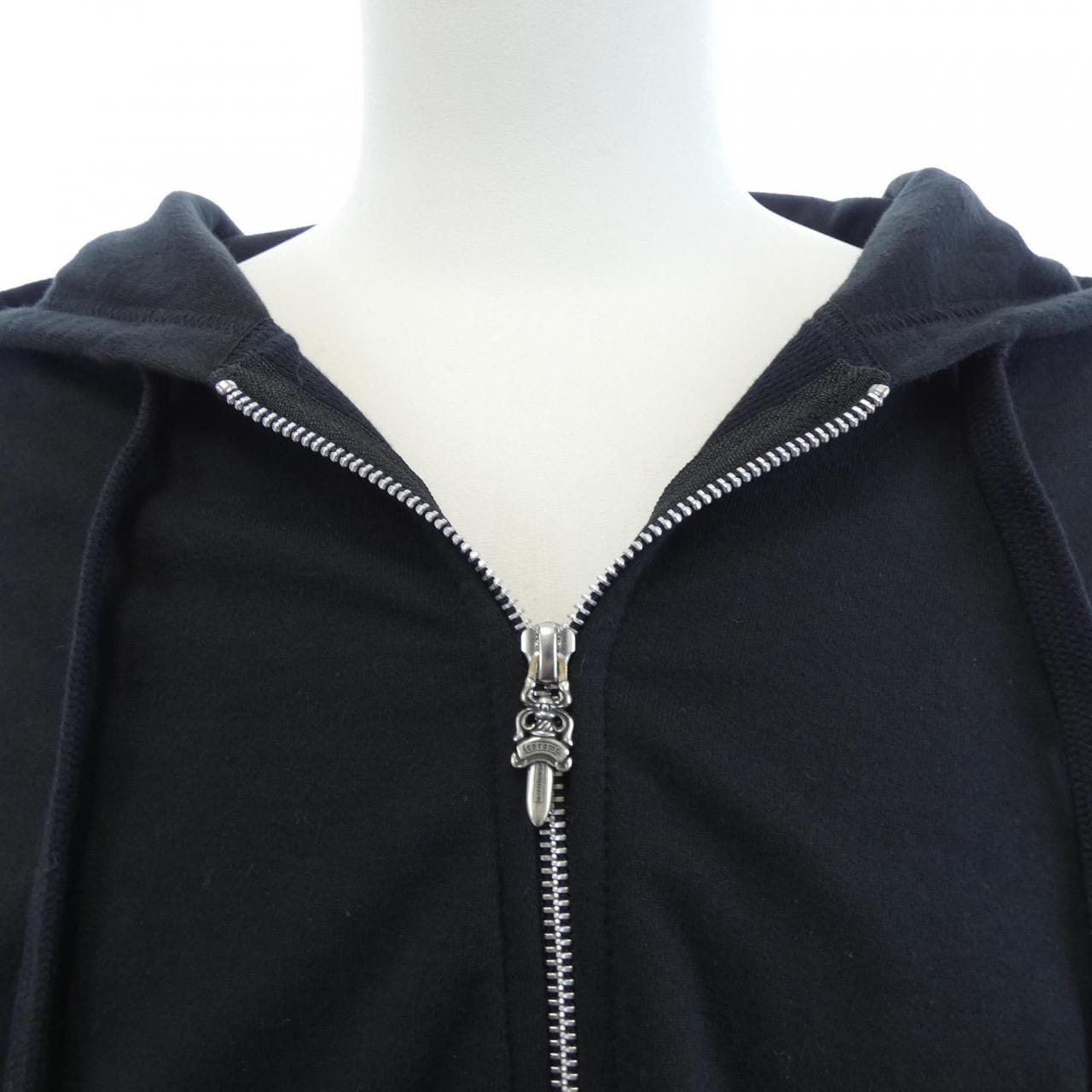 クロムハーツ CHROME HEARTS ヴァーティカルロゴ VERTICAL LOGO 408011885******457 パーカー