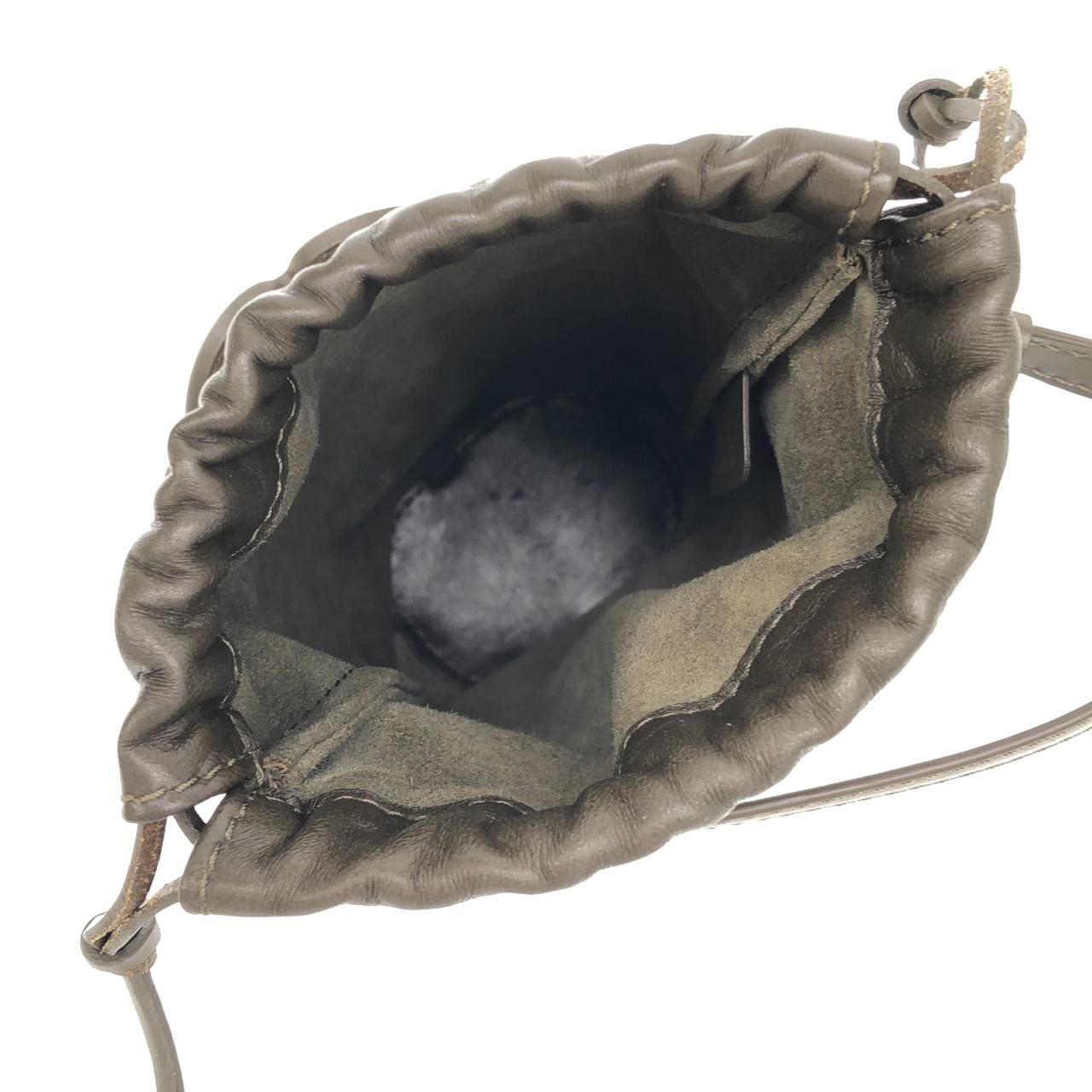 ロエベ アナグラム カット アウト ポケット C922Y62X04 ショルダーバッグ