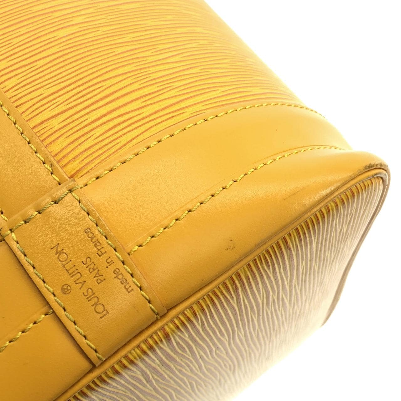 ルイヴィトン エピ ノエ M44009 ショルダーバッグ