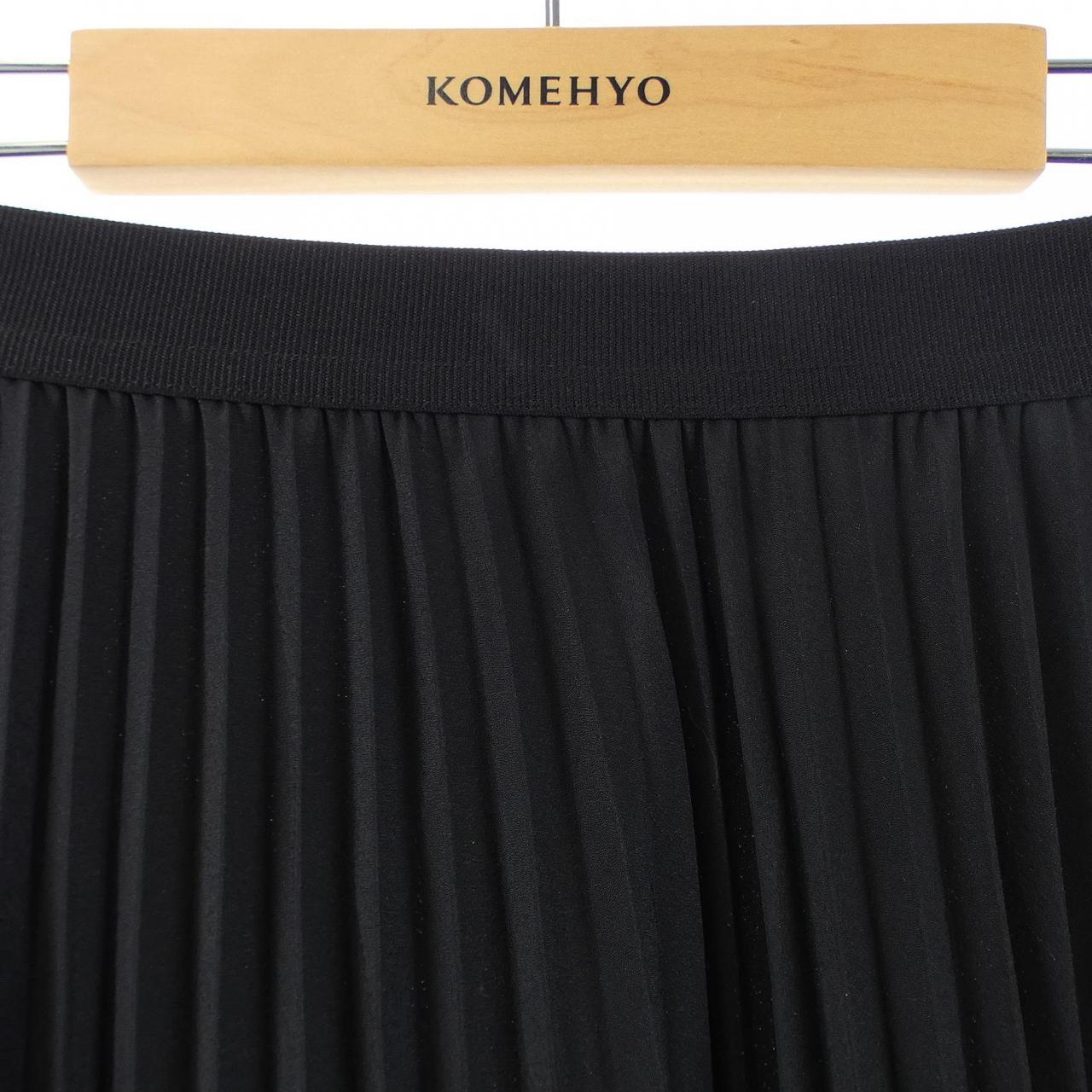 ピンコ PINKO スカート