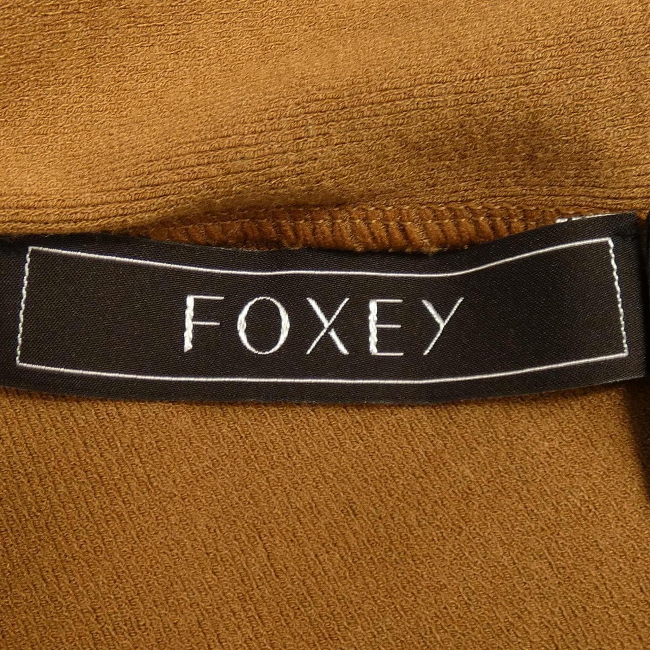 FOXEY上衣