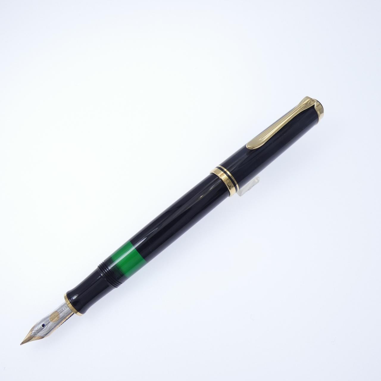 Pelikan Souverän M400 Black Fountain Pen