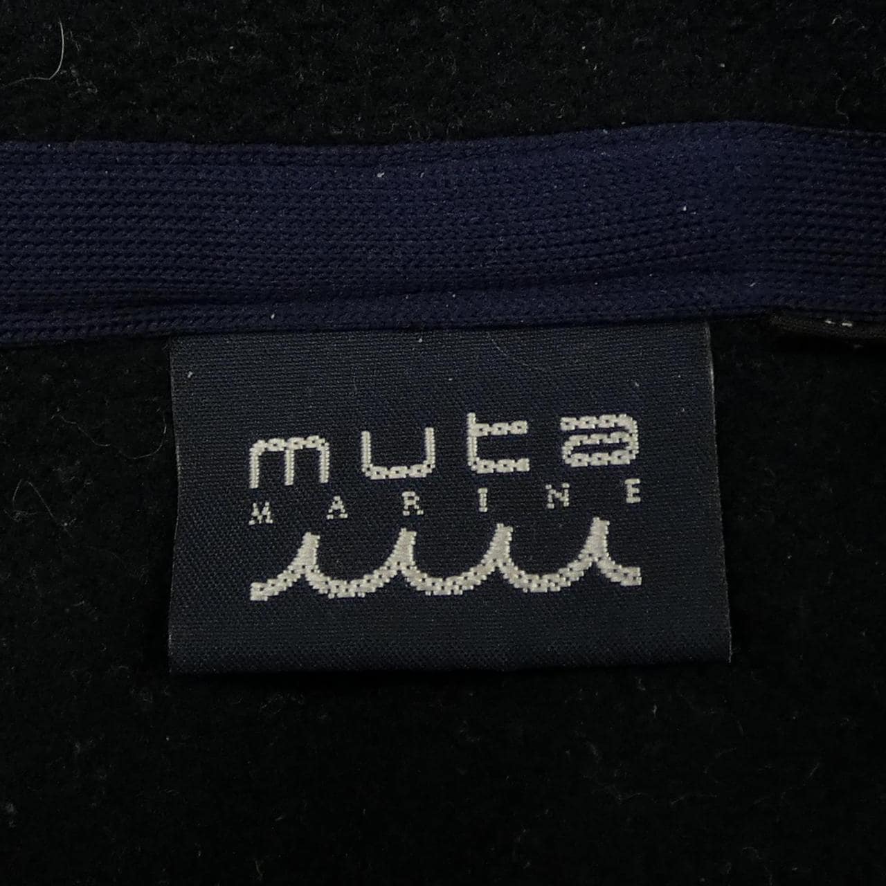 ムータ MUTA パーカー