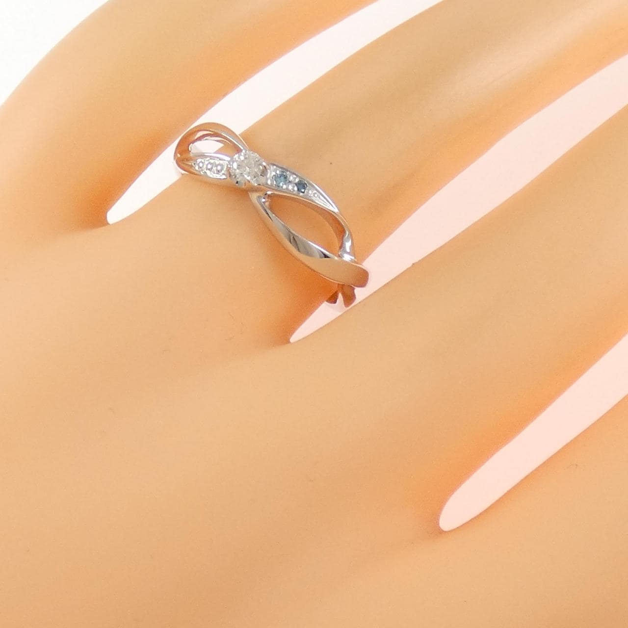 K10WG ダイヤモンド リング 0.06CT