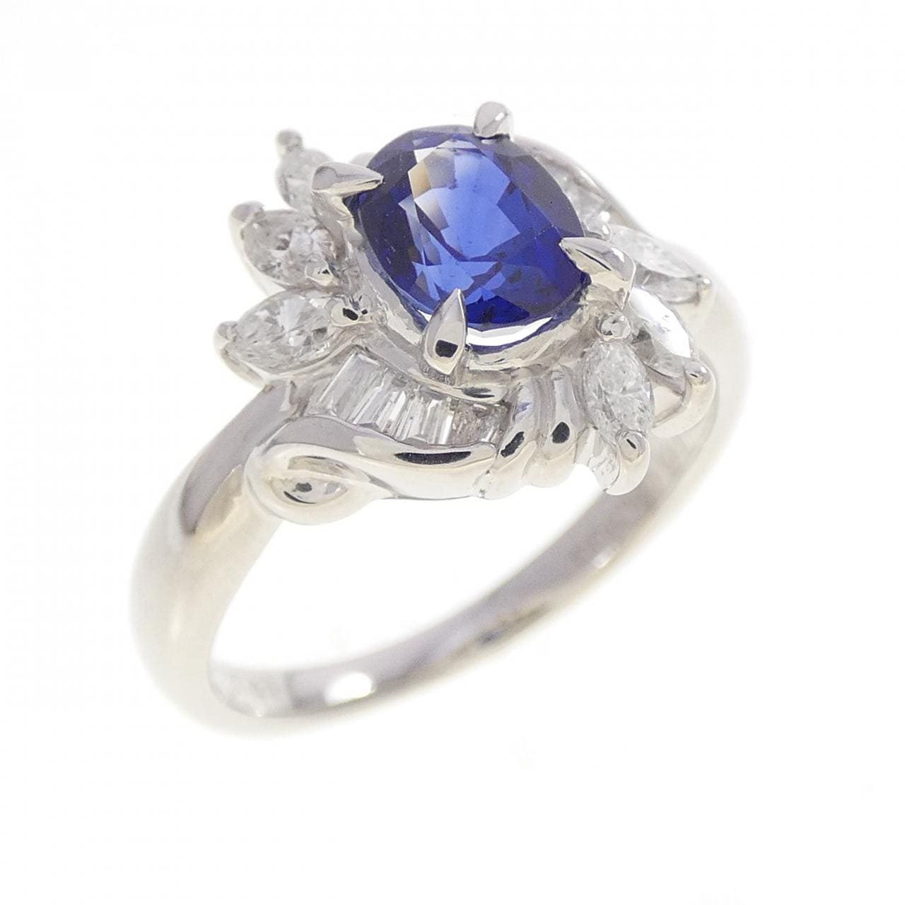 PT900 サファイヤ リング 1.00CT