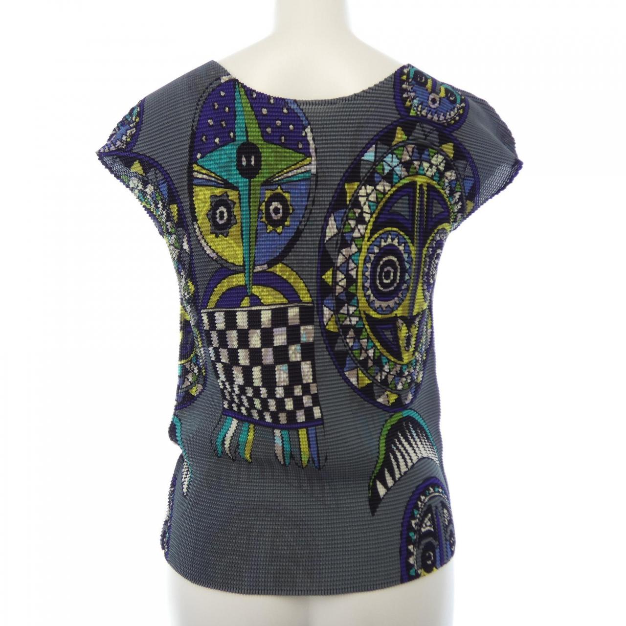 ミーイッセイミヤケ me ISSEY MIYAKE MI53FK377 トップス