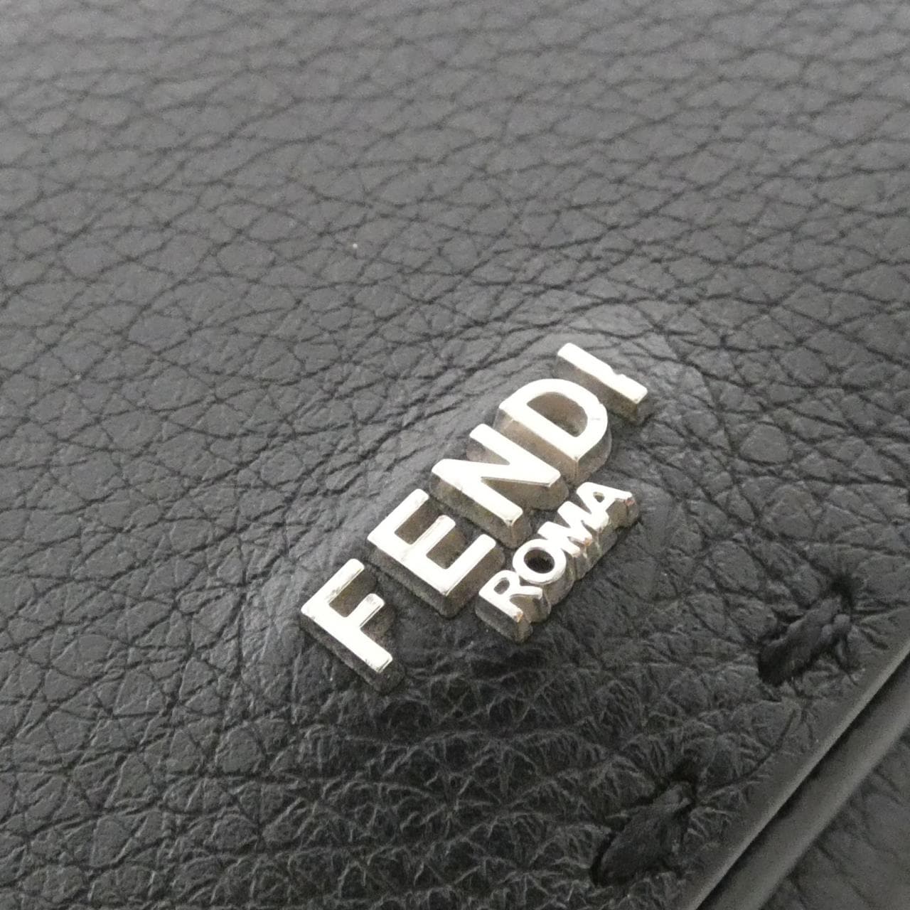 フェンディ セレリア 7M0280 AP3B 財布