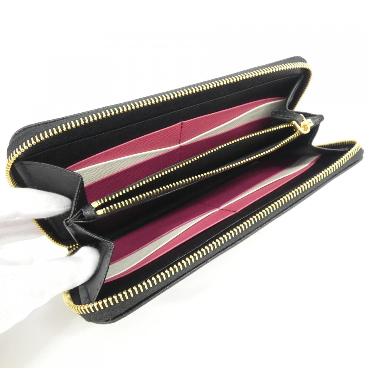 プラダ 1ML506 財布