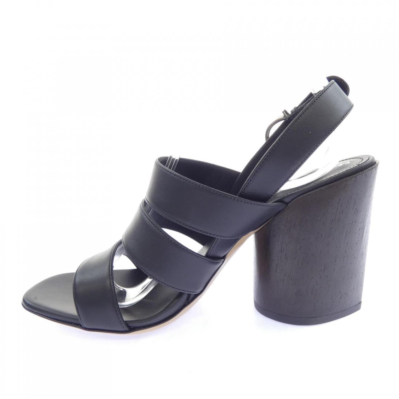 サルヴァトーレフェラガモ SALVATORE FERRAGAMO サンダル