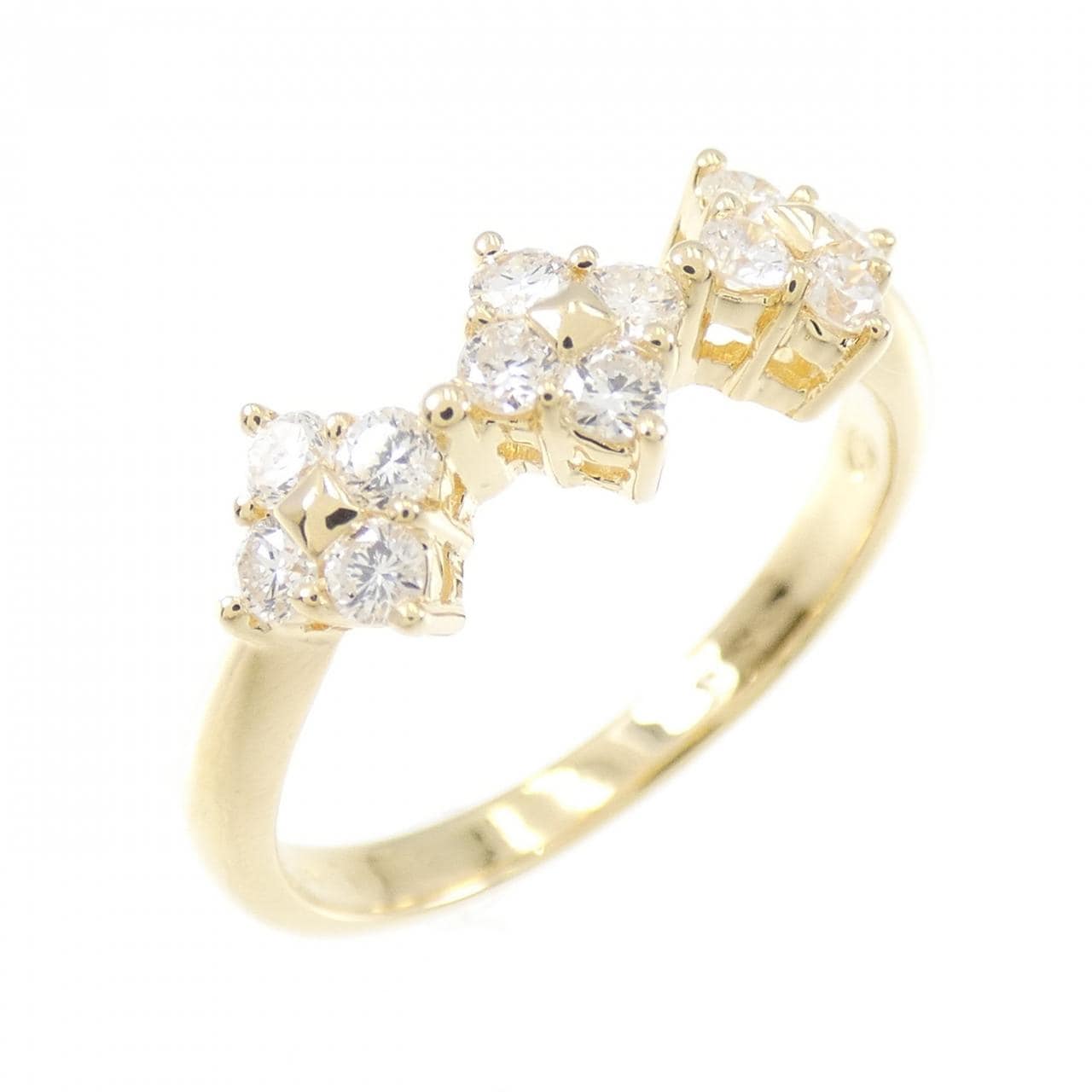 750YG Diamond ring