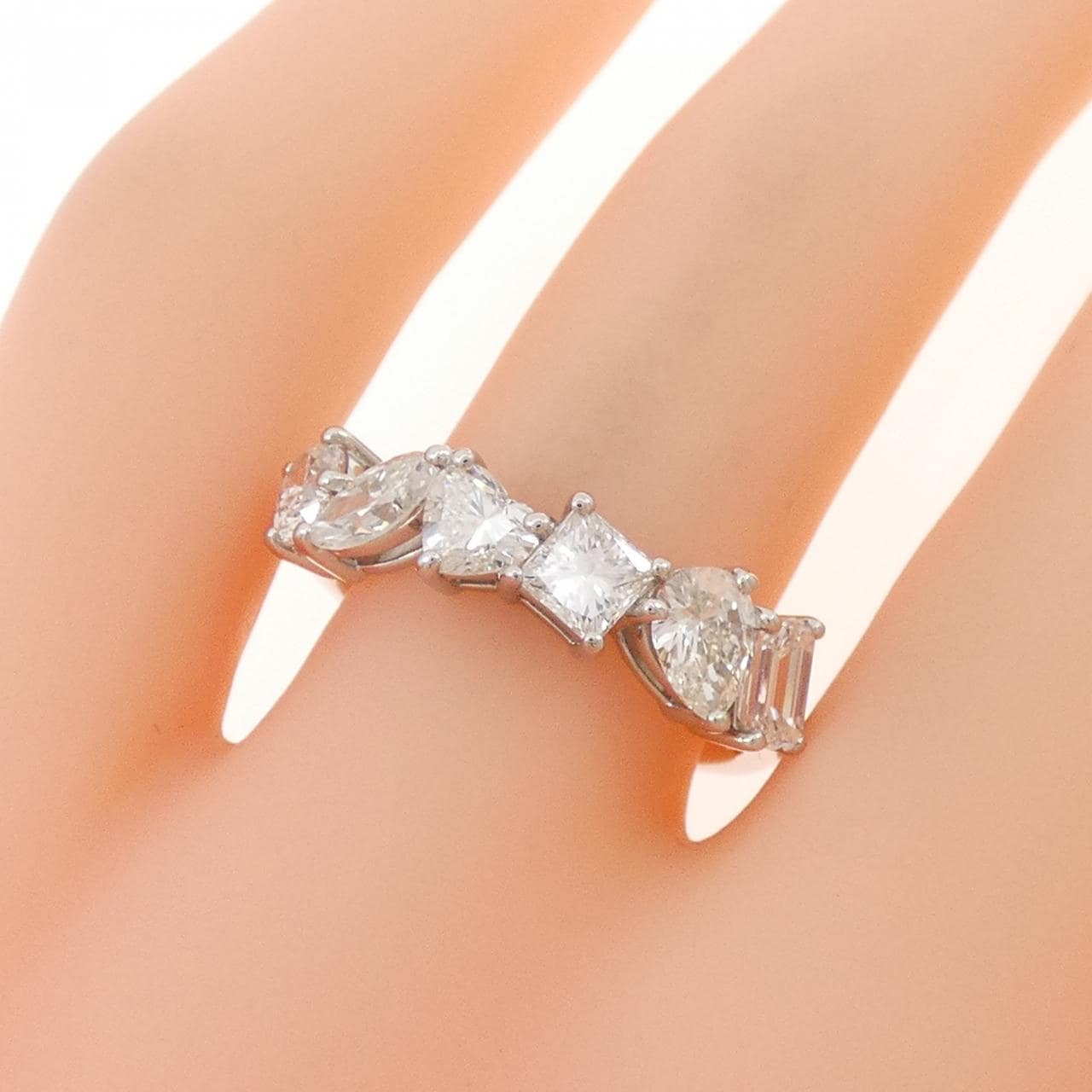 【新品】PT900 ダイヤモンド リング 1.58CT