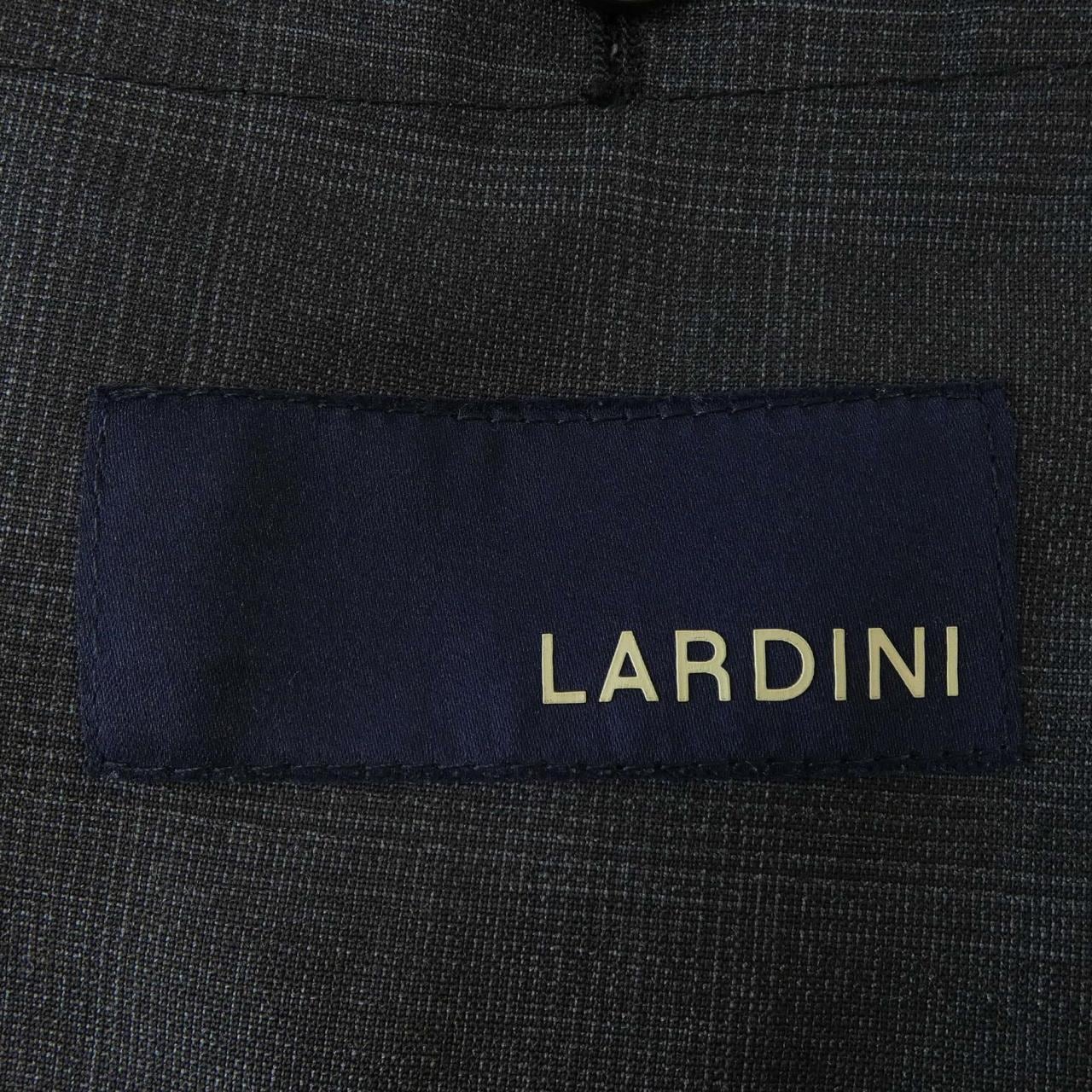 ラルディーニ LARDINI スーツ