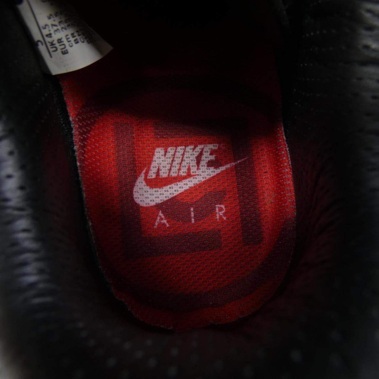 ナイキ NIKE CZ3986-001 スニーカー