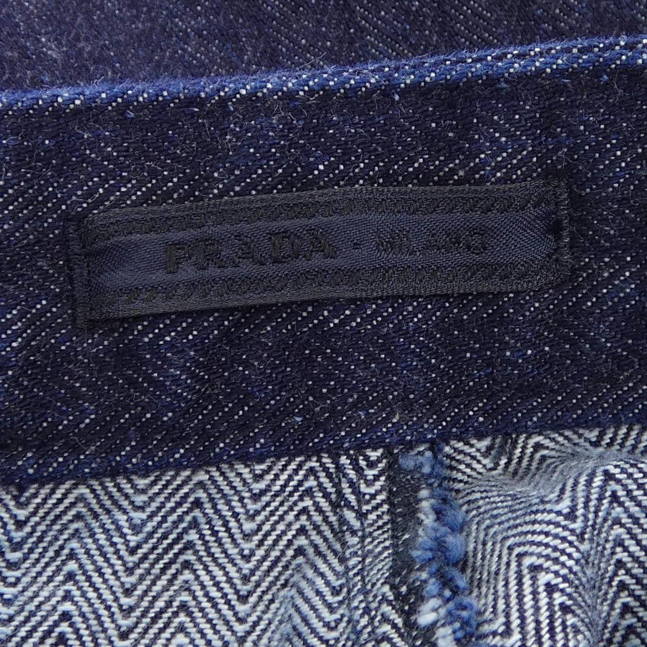 プラダ PRADA トライアングルロゴ GEP403 SOOO 16HD ジーンズ