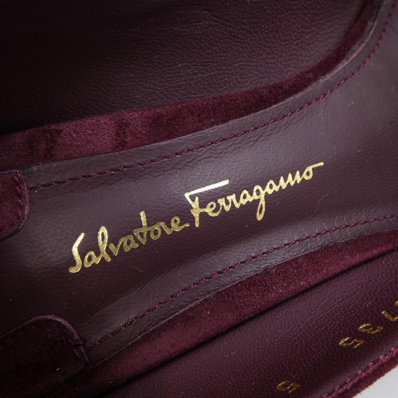 サルヴァトーレフェラガモ SALVATORE FERRAGAMO パンプス