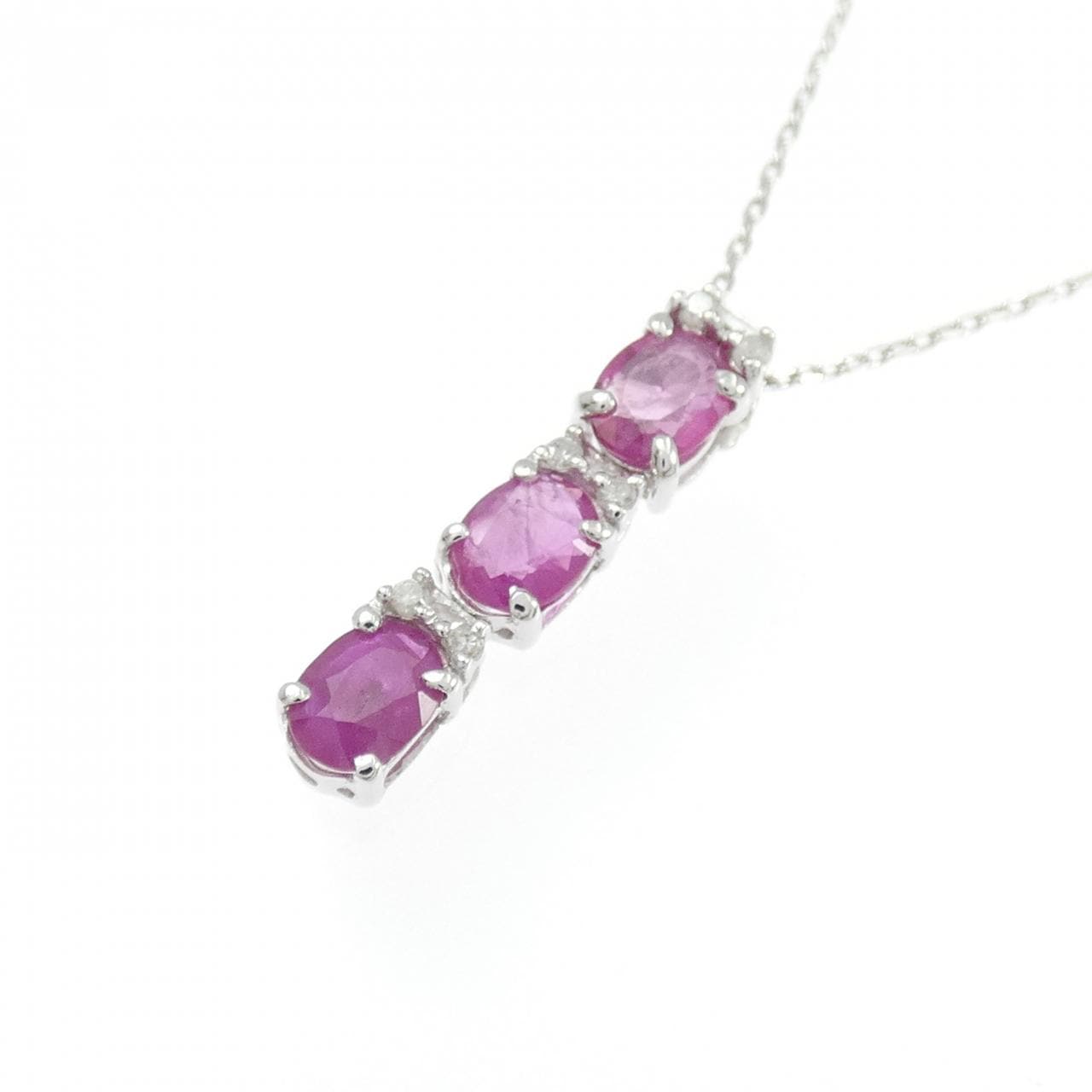 K18WG ルビー ネックレス 1.10CT