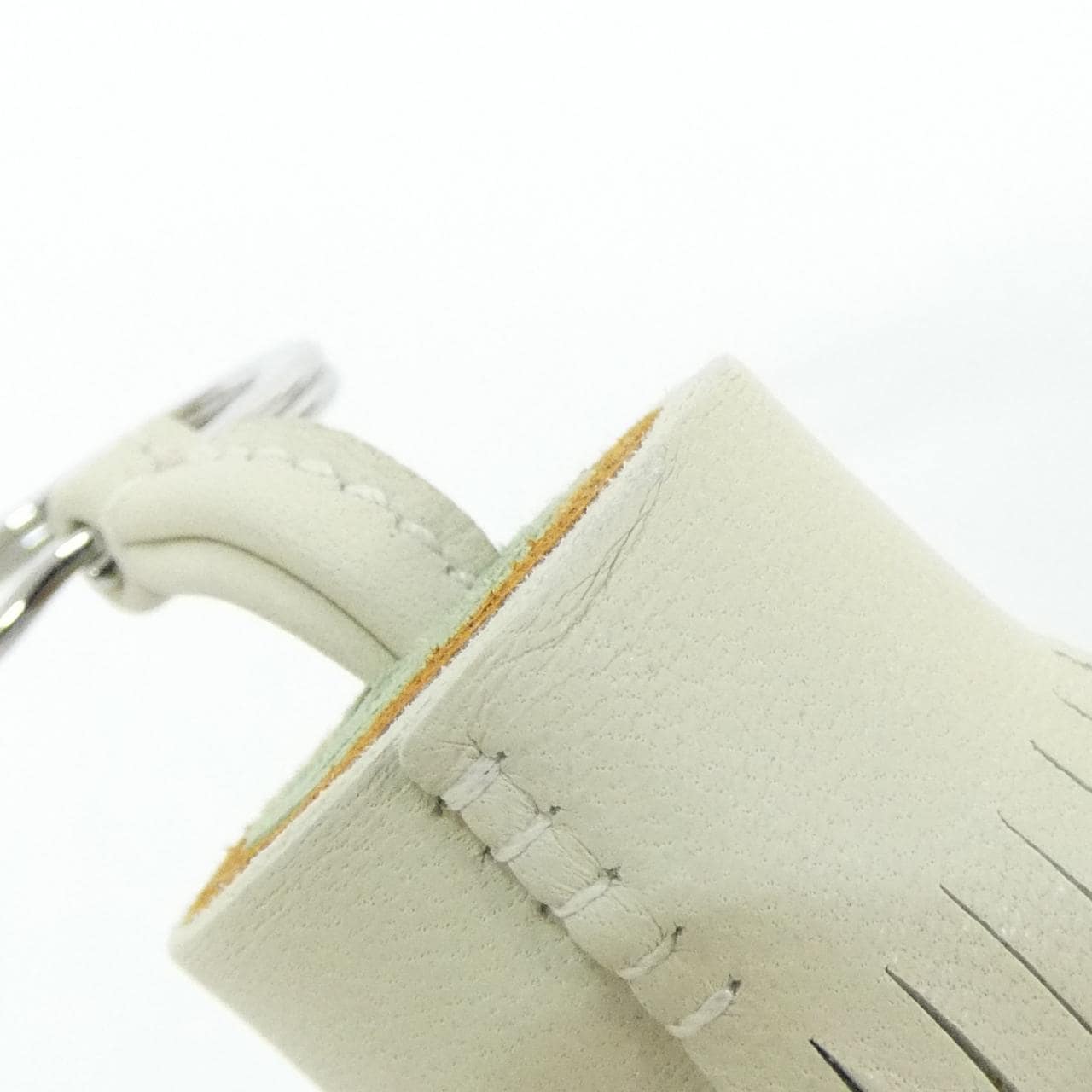 エルメス カルメン トリコロール 079018CJ キーリング