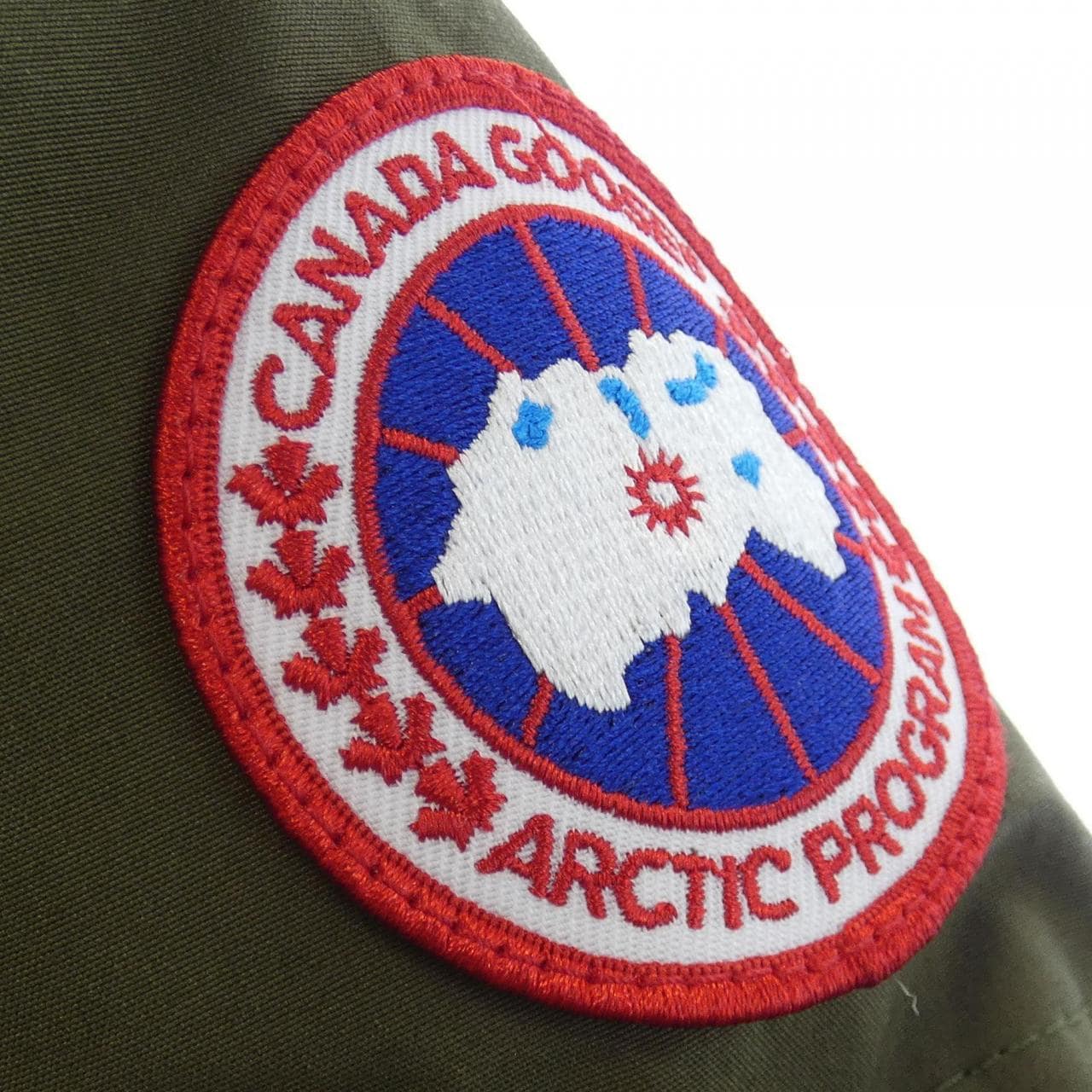 カナダグース CANADA GOOSE ダウンジャケット