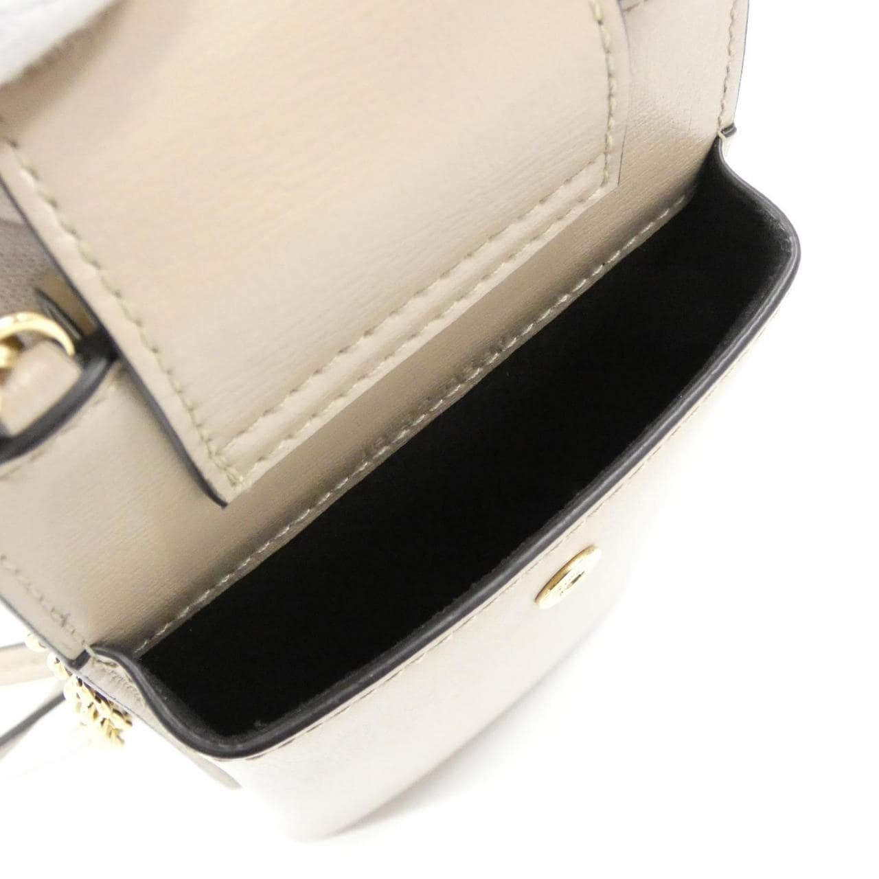 サルヴァトーレフェラガモ 22 0381 フォンケース