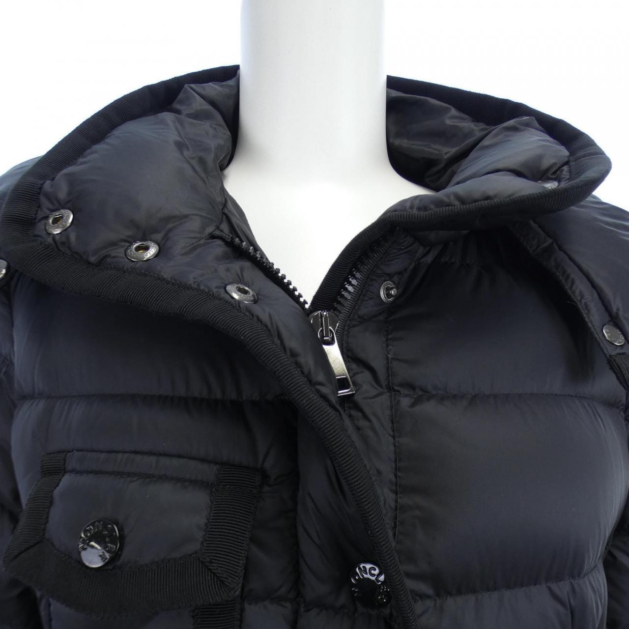 モンクレール MONCLER ダウンコート