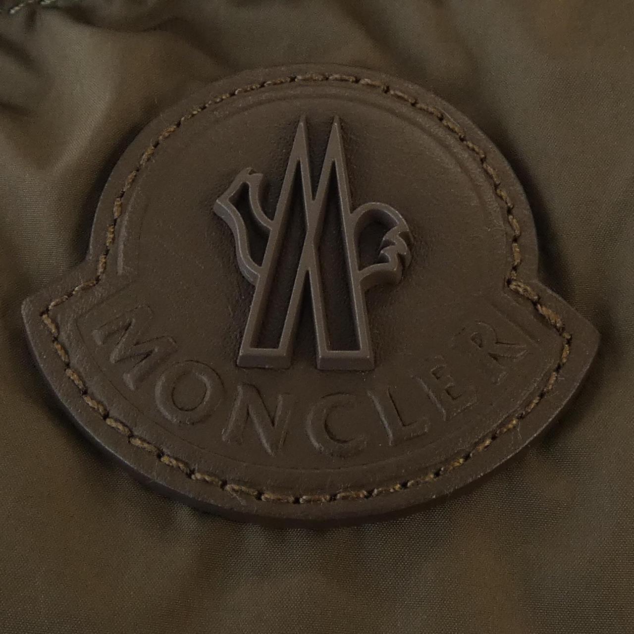 モンクレール MONCLER BESBRE ダウンジャケット