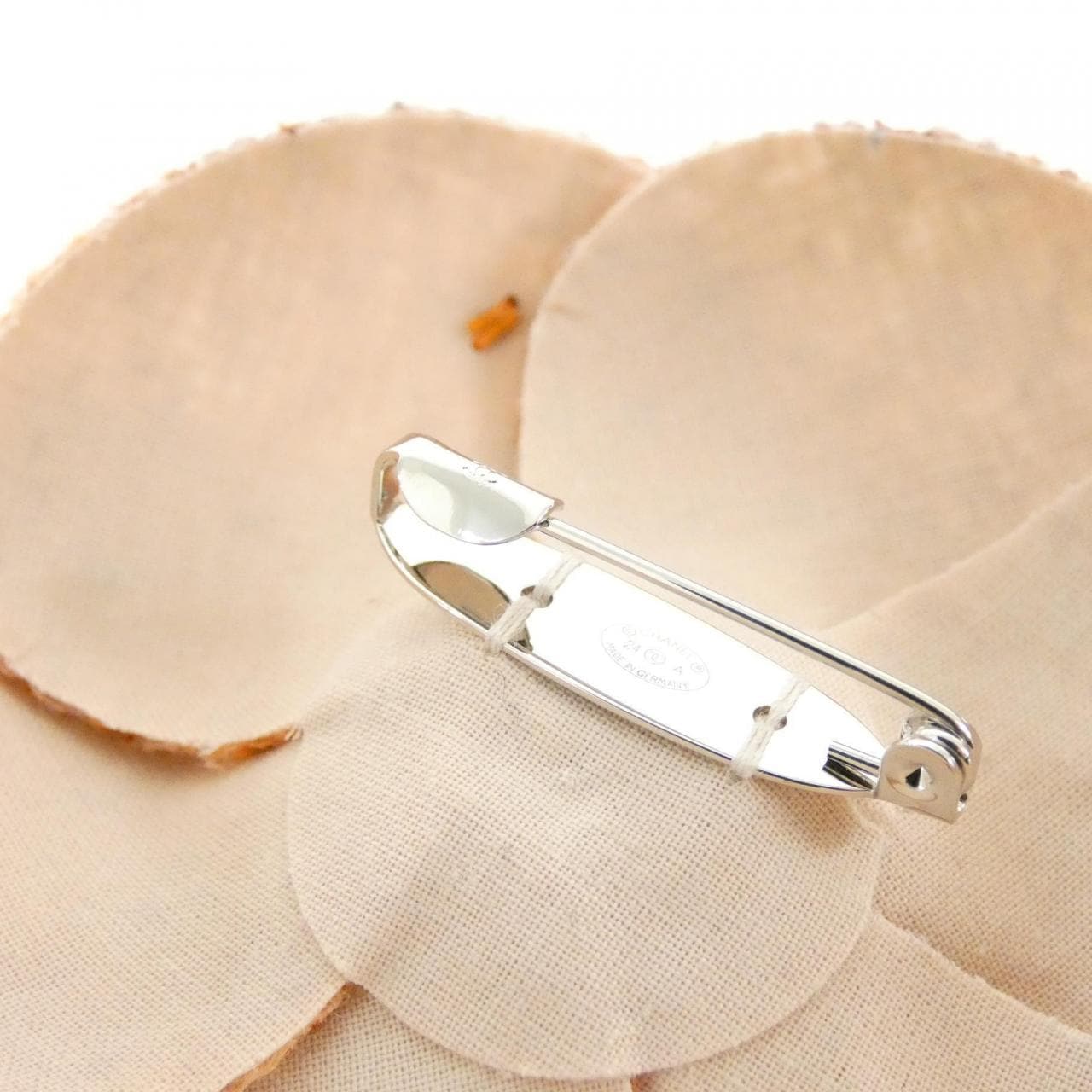 シャネル AAA322 コサージュ