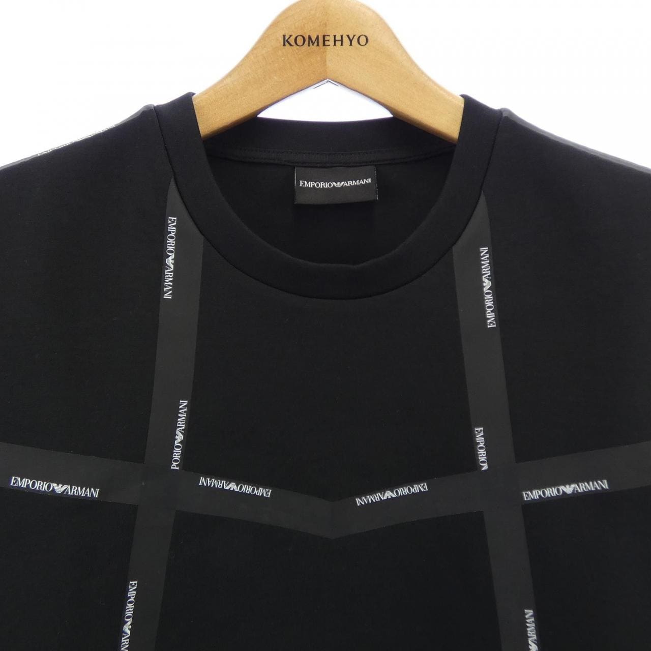 エンポリオアルマーニ EMPORIO ARMANI トップス