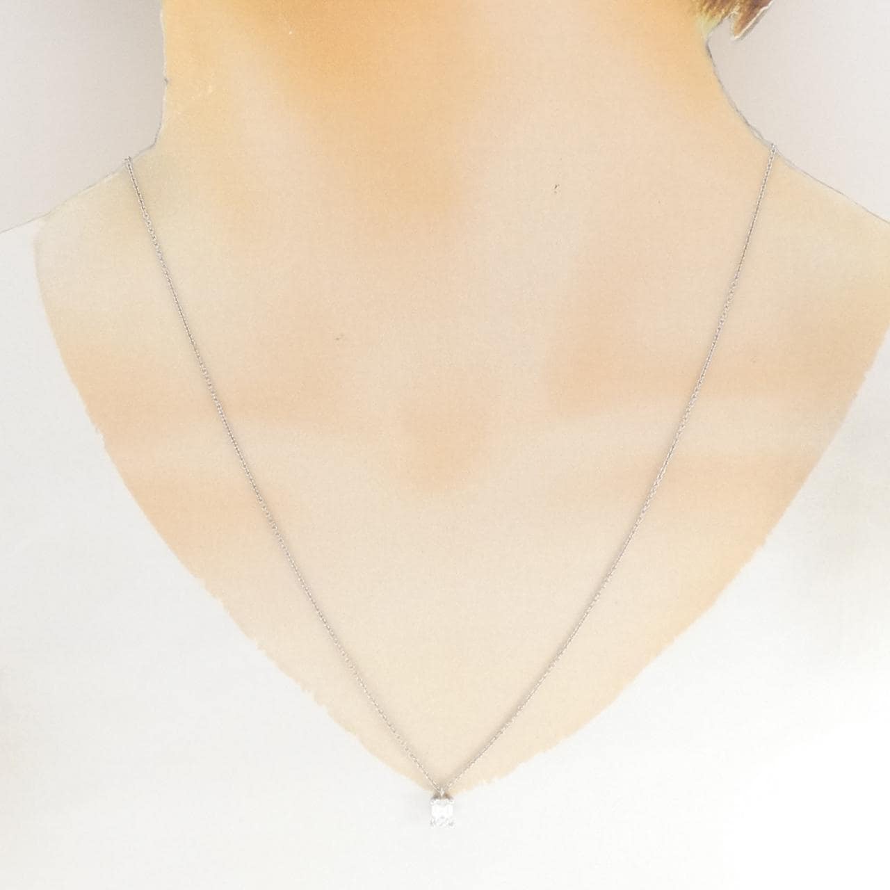 グラフ ダイヤモンド ネックレス 0.52CT G VVS1 エメラルドカット