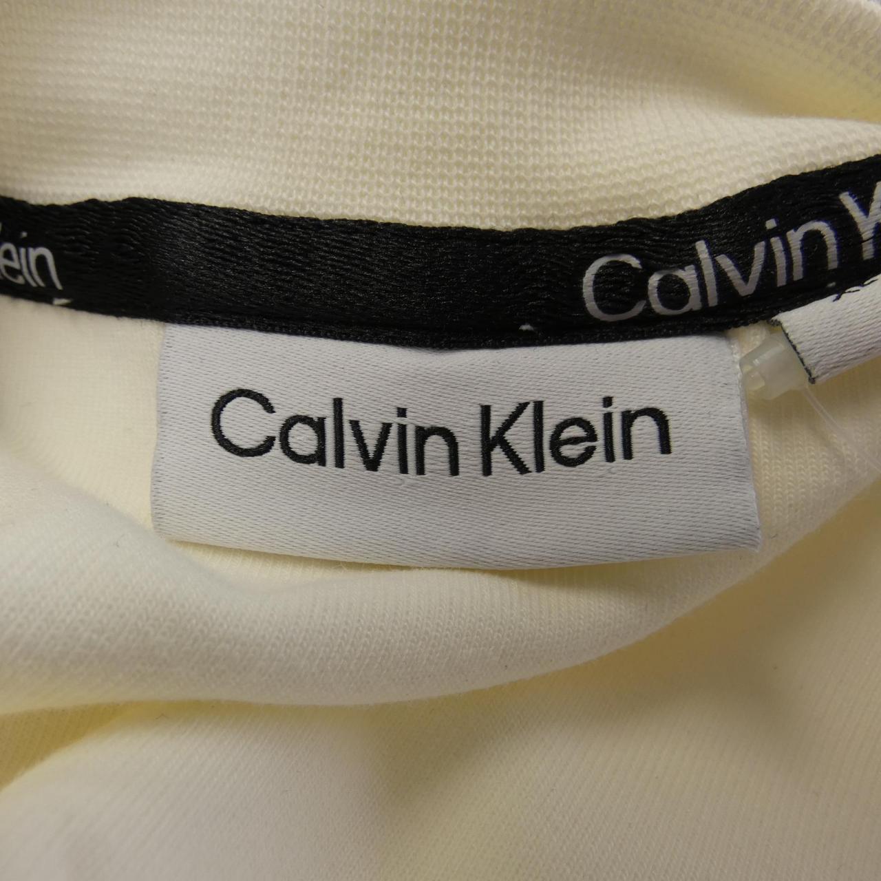 カルバンクライン Calvin Klein スウェット