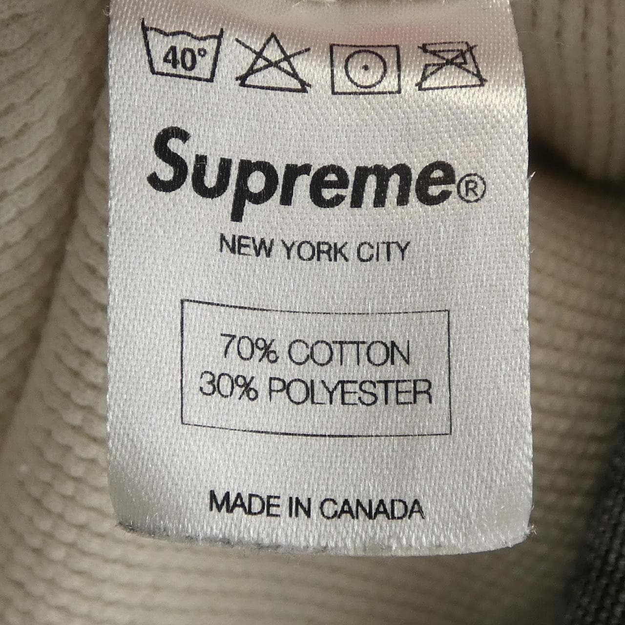 シュプリーム SUPREME パーカー