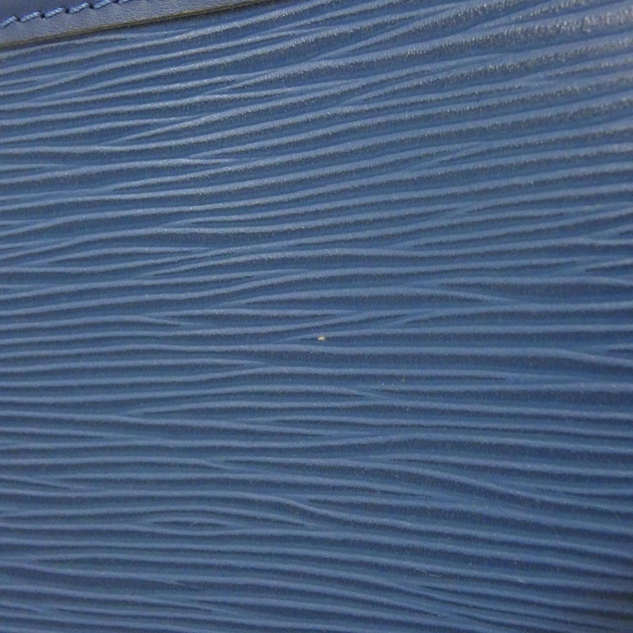 ルイヴィトン エピ ネヴァーフル MM M40885 バッグ