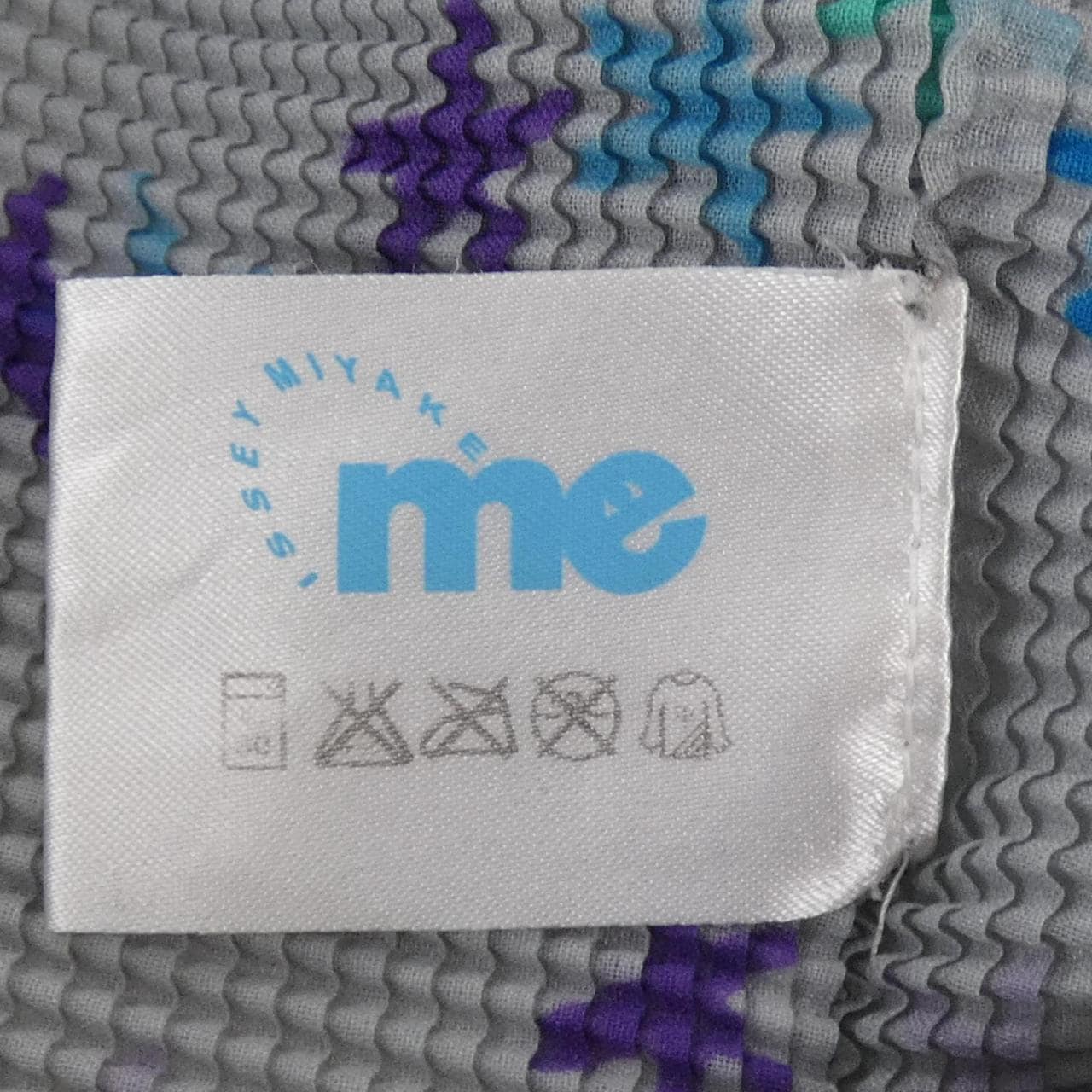 ミーイッセイミヤケ me ISSEY MIYAKE MI11FJ161 トップス