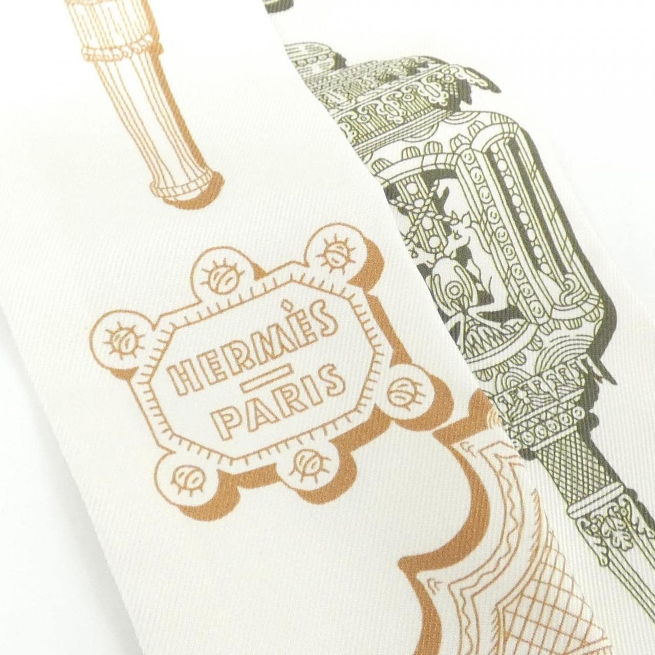 【未使用品】エルメス MERVEILLEUSES LANTERNES ツイリー 063081S スカーフ