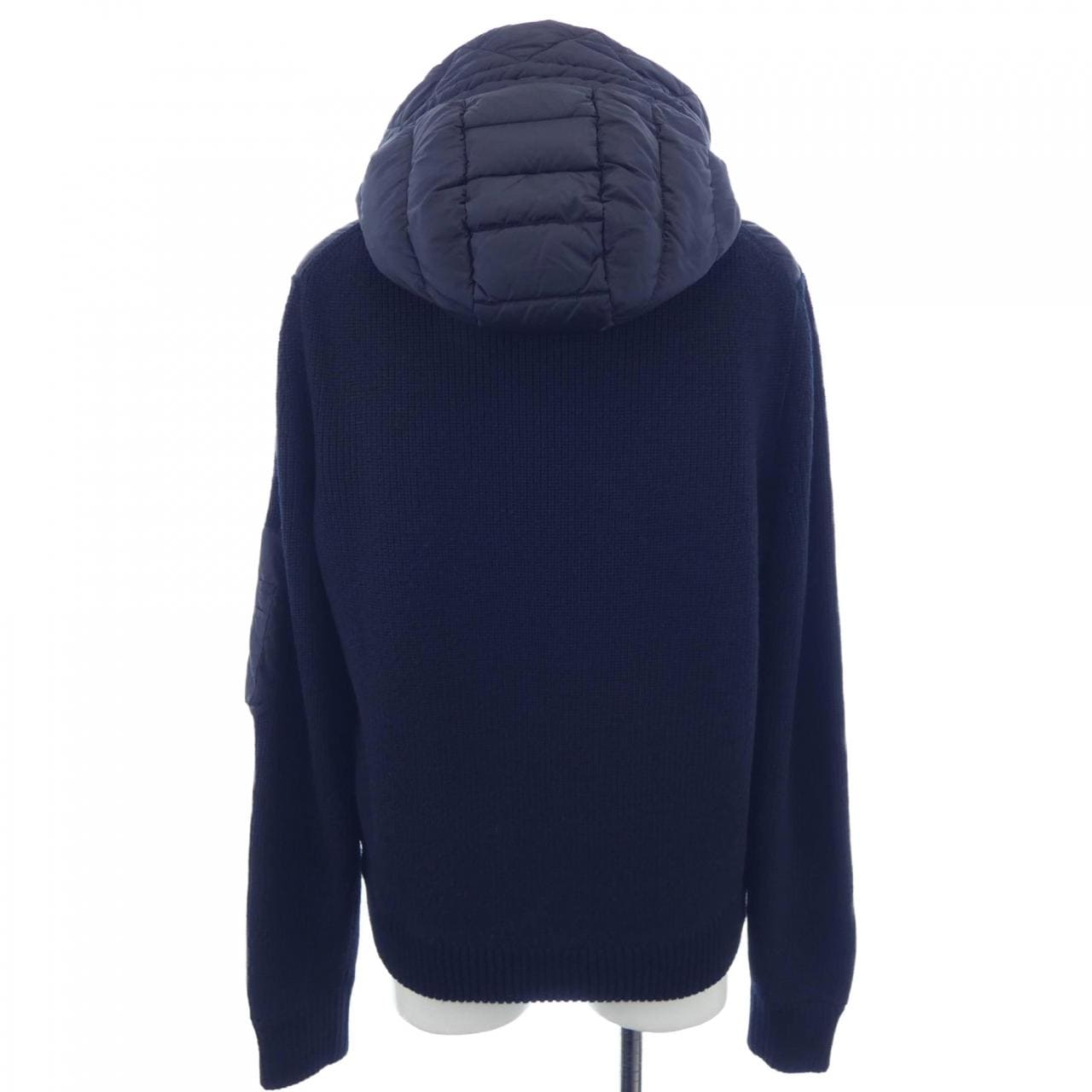 モンクレール MONCLER ダウンジャケット