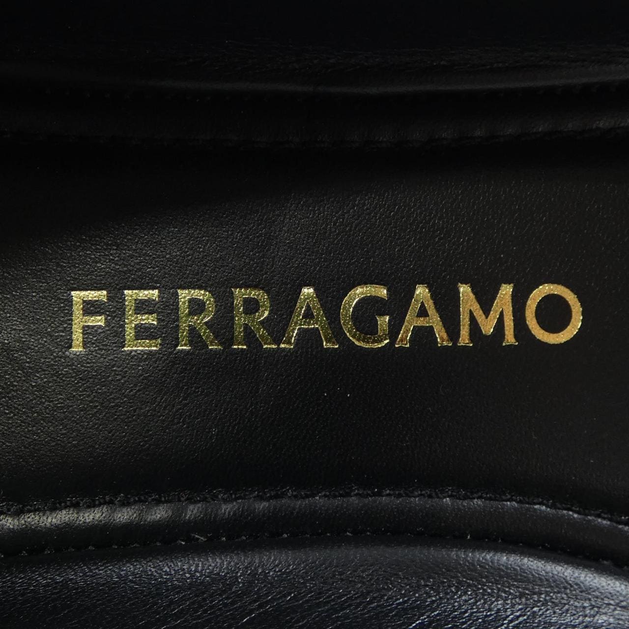 Ferragamo FERRAGAMO flat shoes