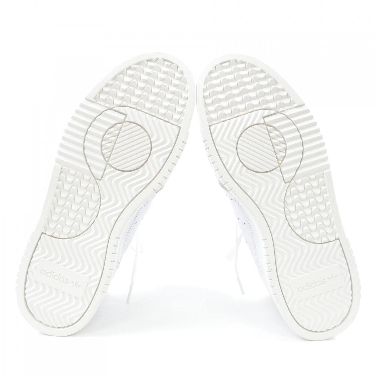 アディダス ADIDAS スニーカー