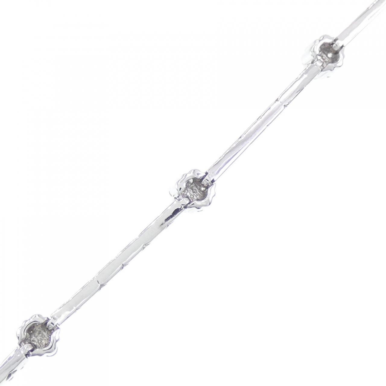 K18WG フラワー ダイヤモンド ブレスレット 1.20CT-