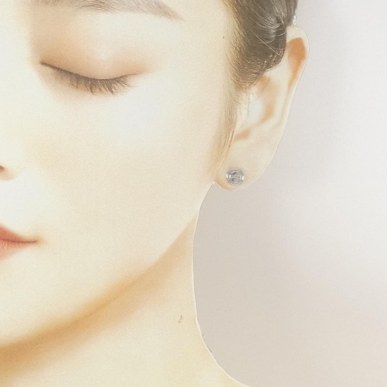 カルティエ ラブ  ピアス