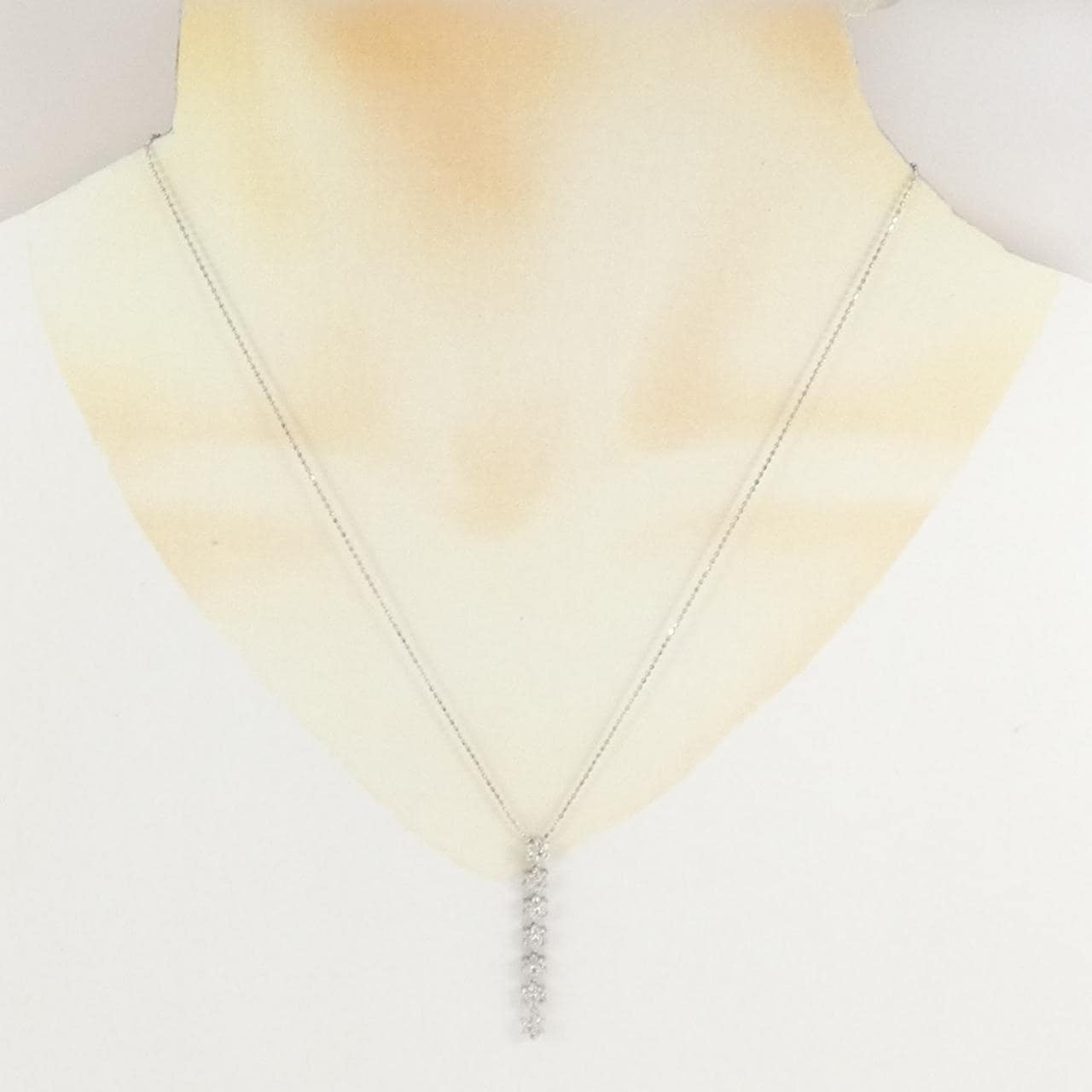 PT900/PT850 フラワー ダイヤモンド ネックレス 0.42CT