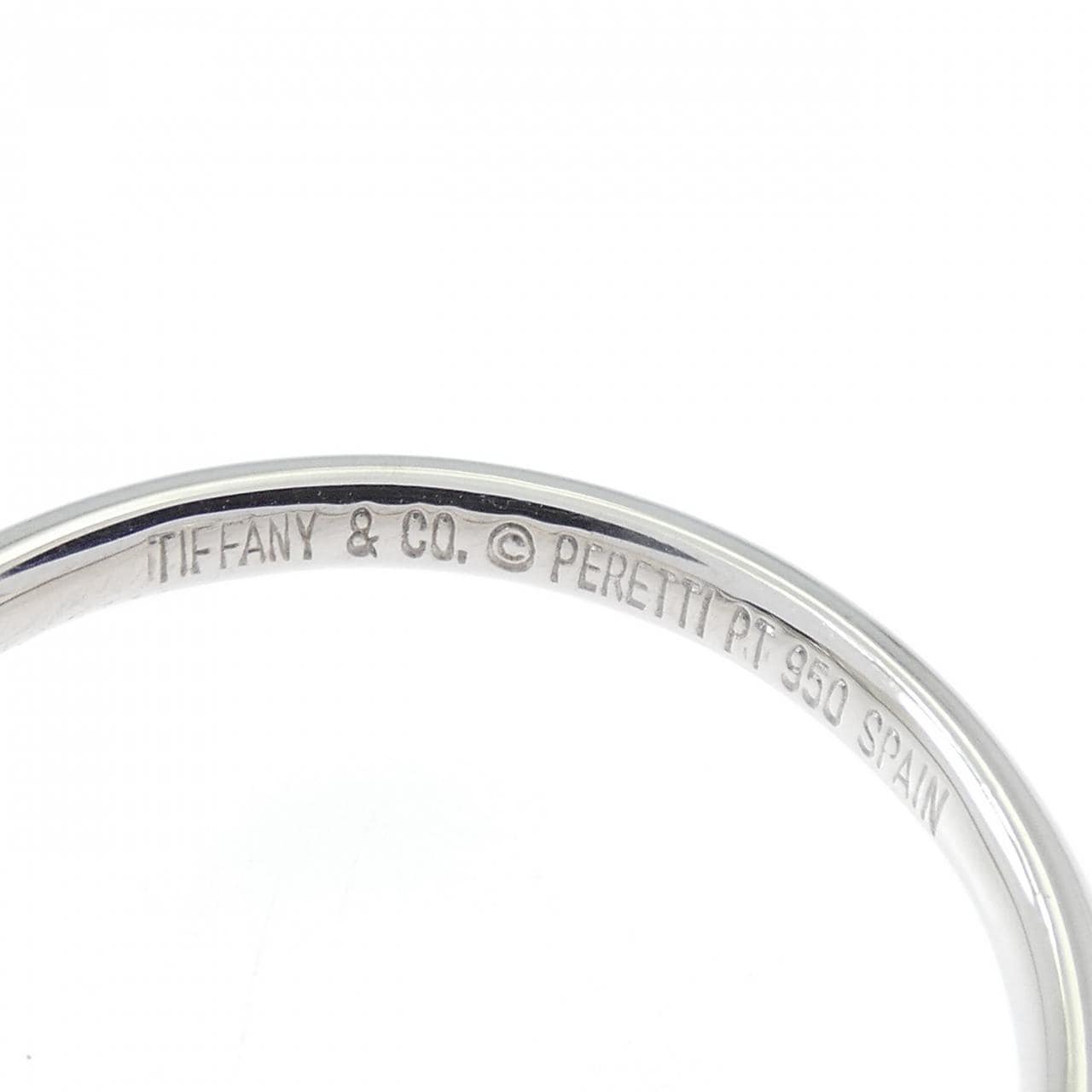 ティファニー カーブド リング