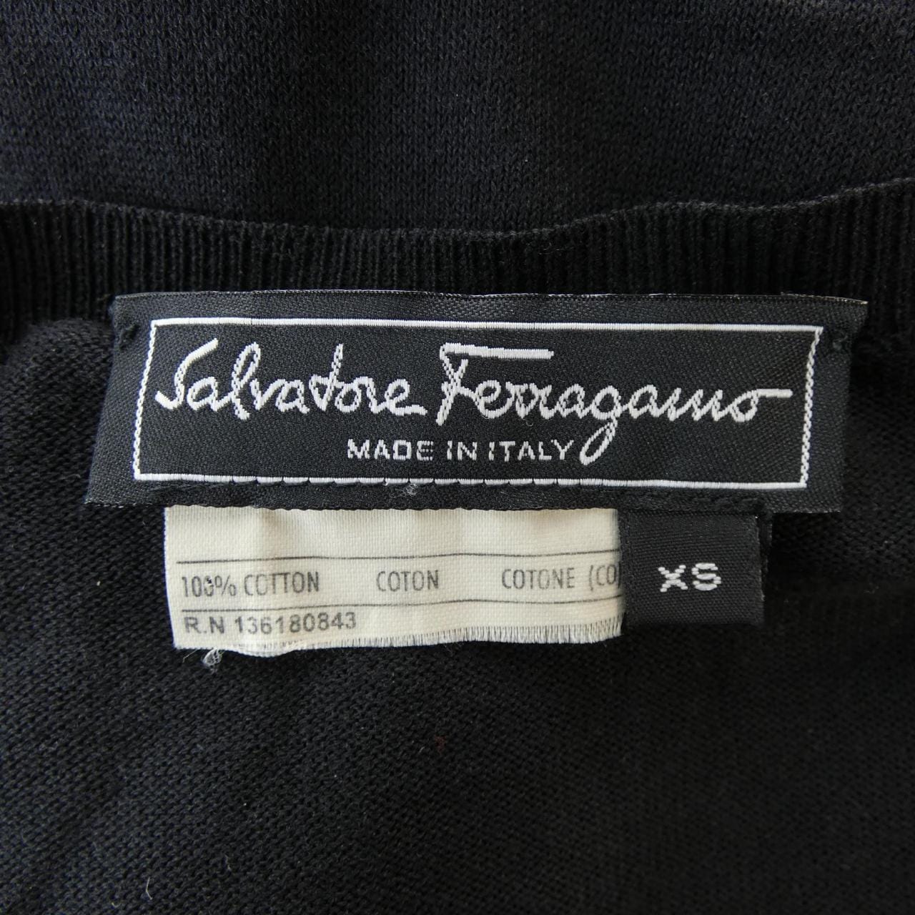 サルヴァトーレフェラガモ SALVATORE FERRAGAMO カーディガン