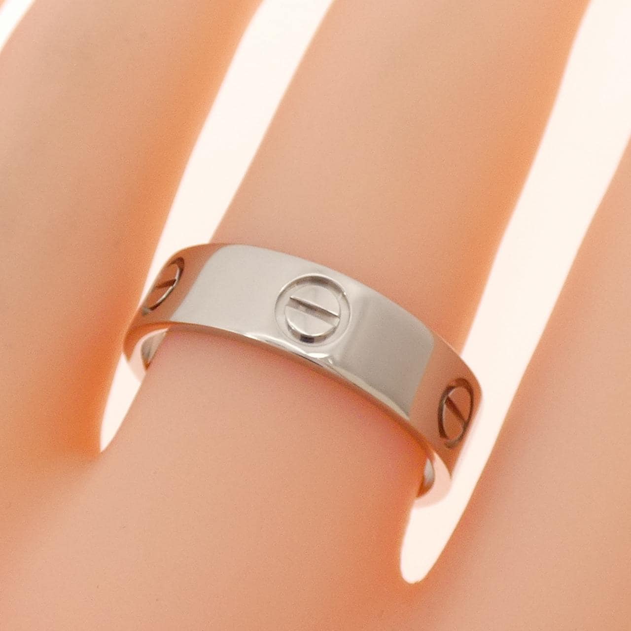 カルティエ ラブ  リング