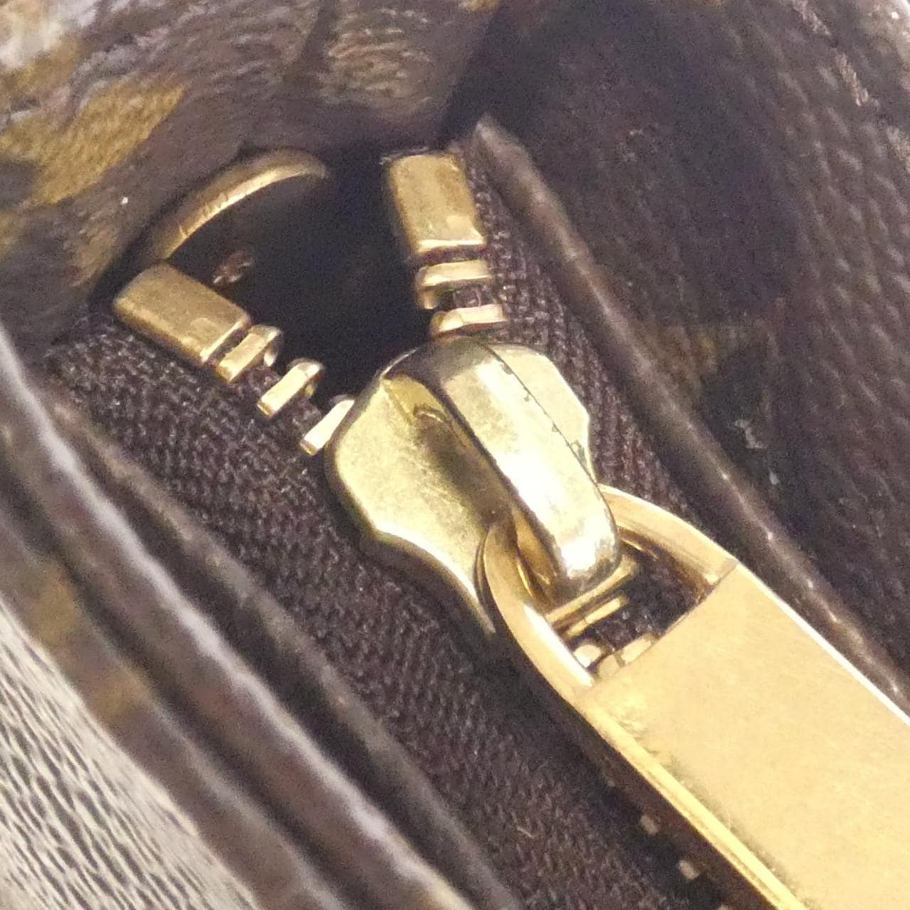 ルイヴィトン モノグラム ルーピング GM M51145 ショルダーバッグ