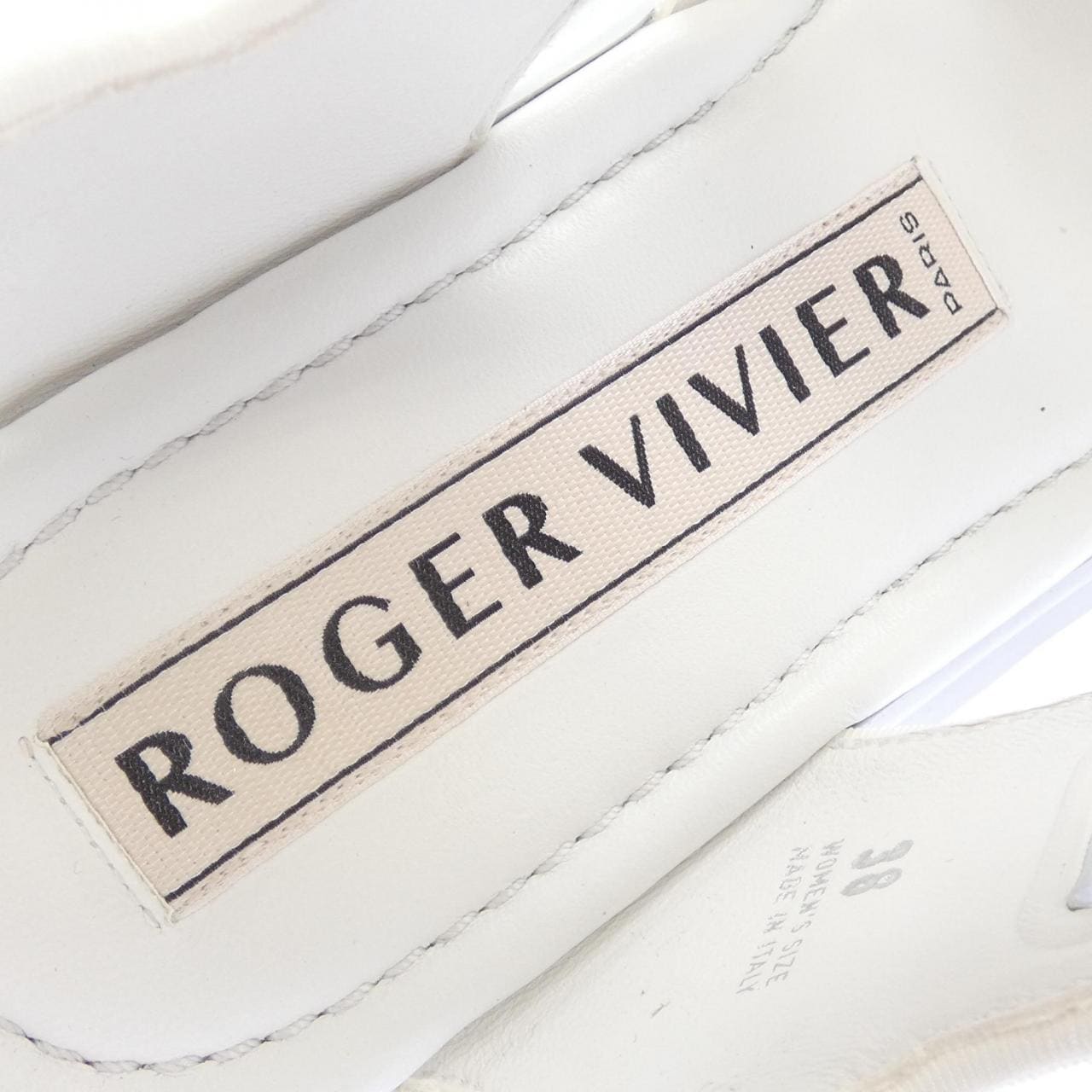 ロジェヴィヴィエ ROGER VIVIER サンダル