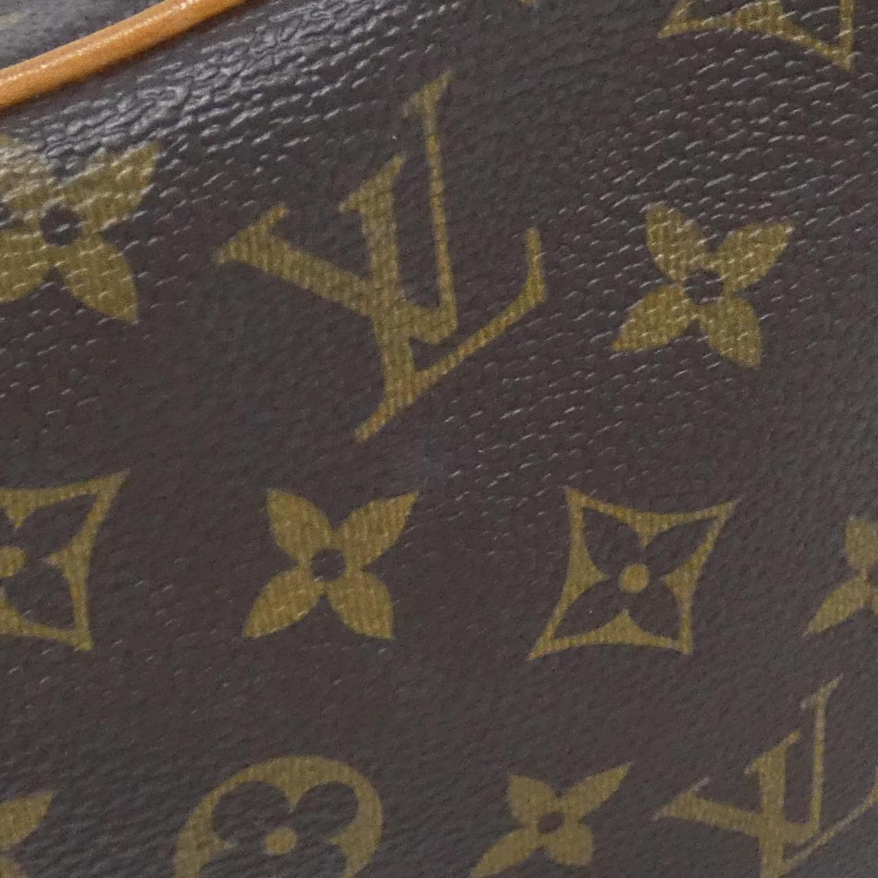 LOUIS VUITTON Monogram Croissant MM M51512 Shoulder Bag