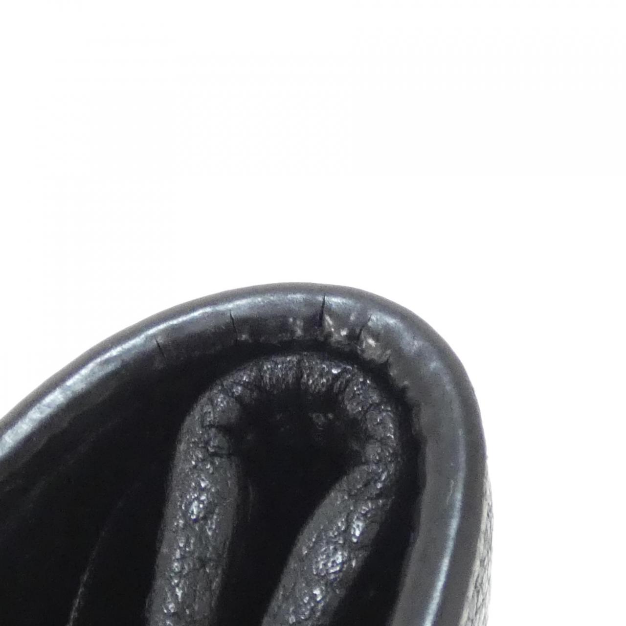 グッチ 496309 0GCAT 札入れ