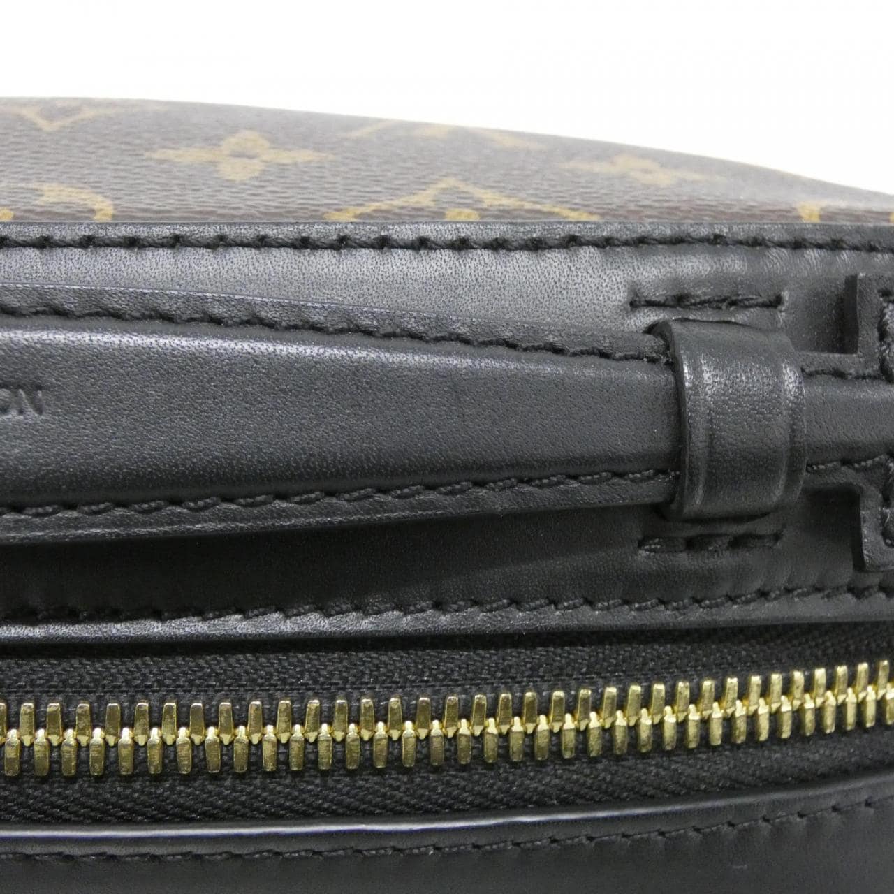 ルイヴィトン モノグラム サントンジュ M43555 ショルダーバッグ