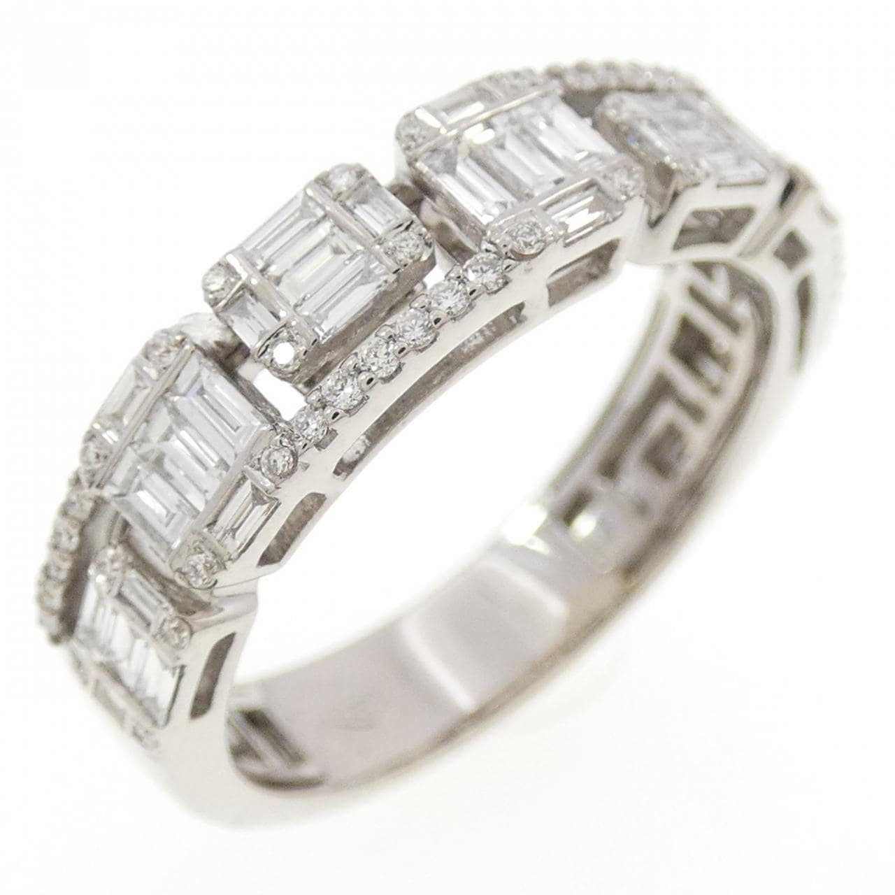 750WG ダイヤモンド リング 0.61CT