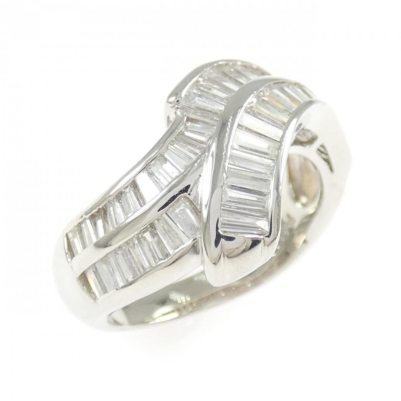 PT900 ダイヤモンド リング 1.73CT
