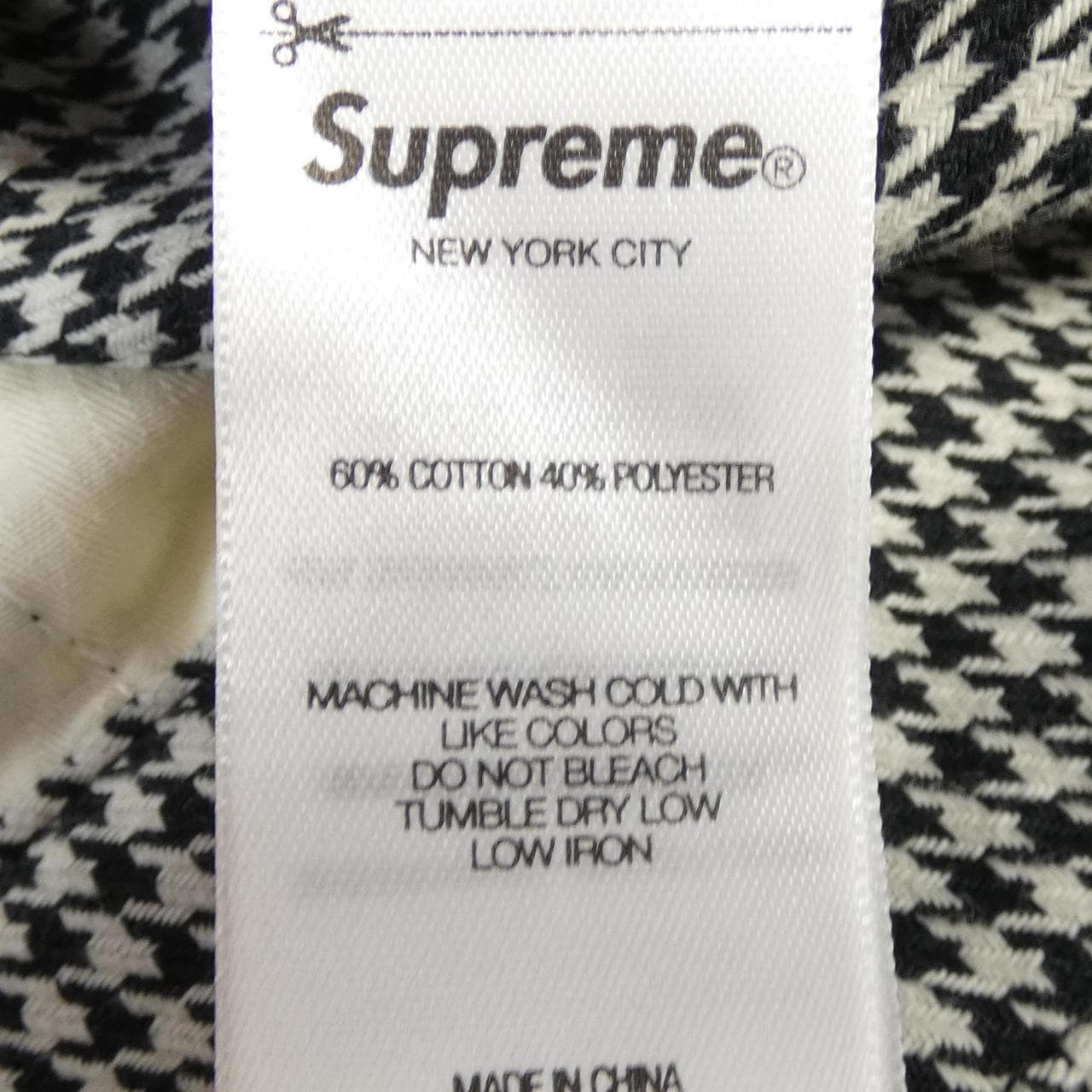 シュプリーム SUPREME ショートパンツ